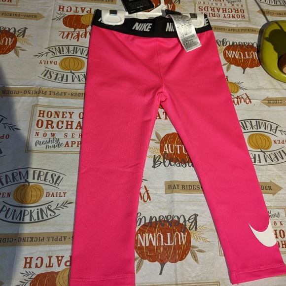 Clothes - Picture 1 of 1